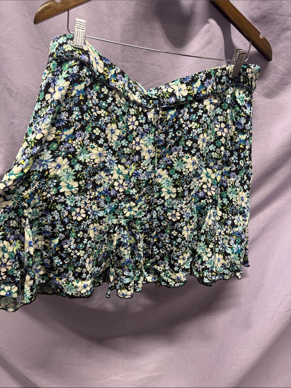 Black Floral Ruffle Mini Skirt